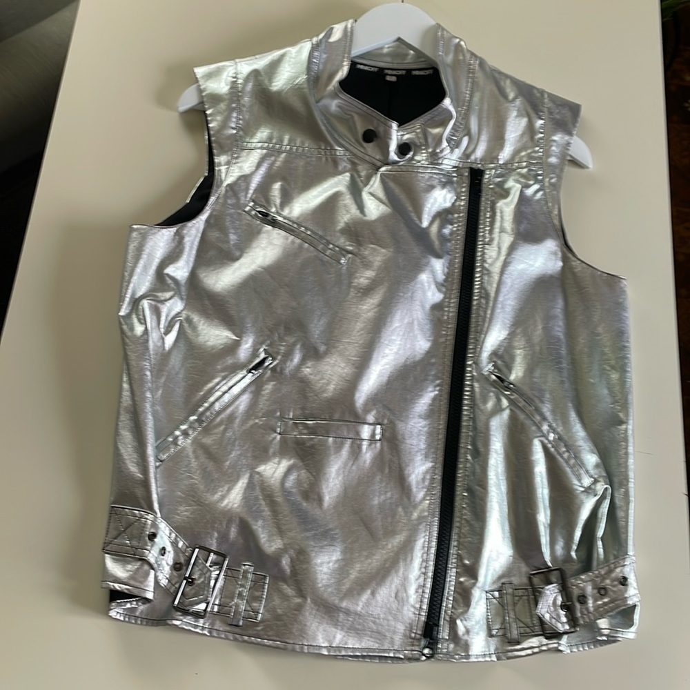 Rebecca Minkoff shiny silver zip up sleeveless jacket. Size M